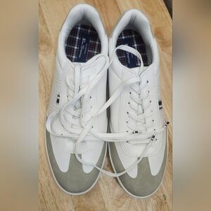 Classic White and Gray Men's Sneakers